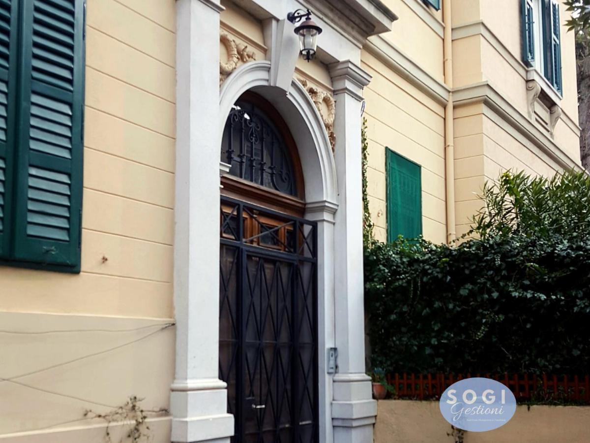 Villa Tullibec 的里雅斯特 外观 照片