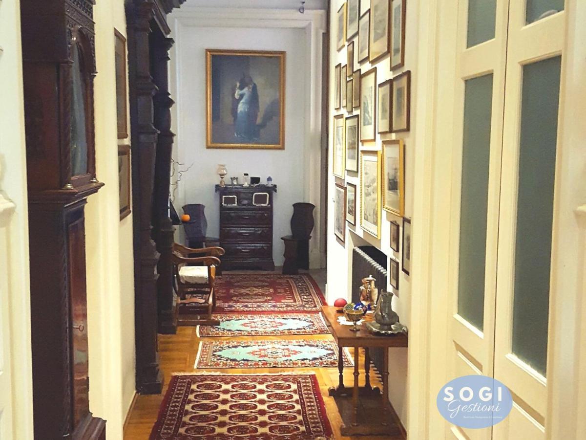 Villa Tullibec 的里雅斯特 外观 照片
